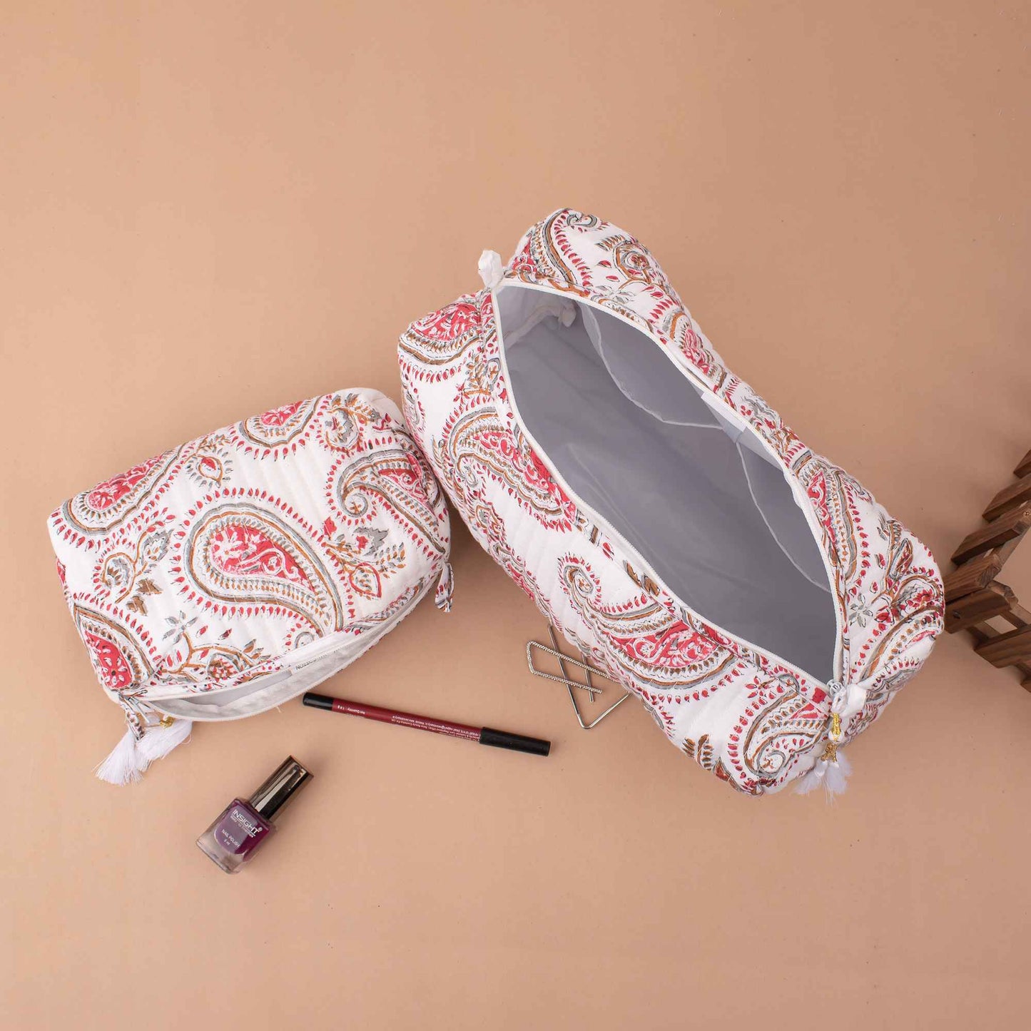 Classic Paisley Makeup Bag Set - Timeless Style