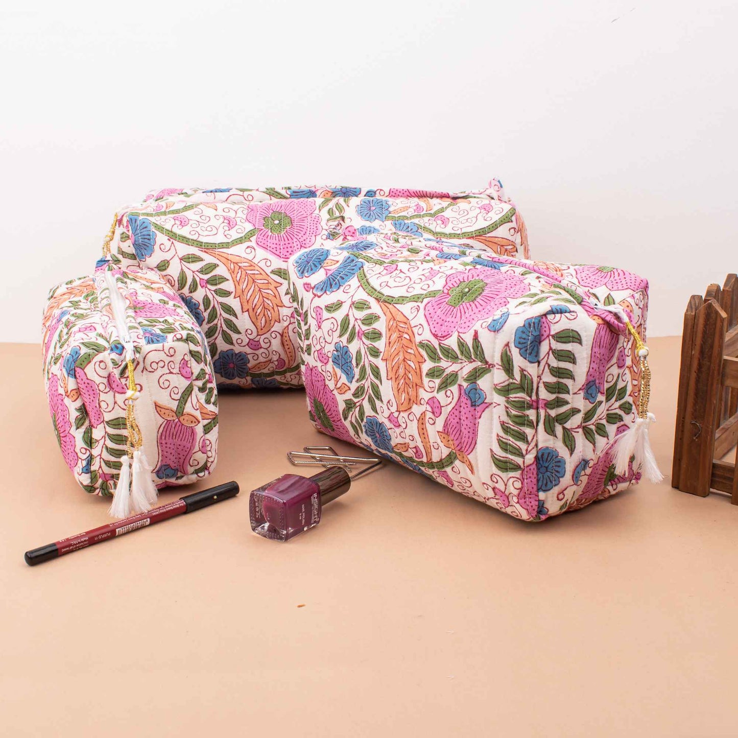 Piece Floral Makeup Bag Set - Vibrant & Versatile